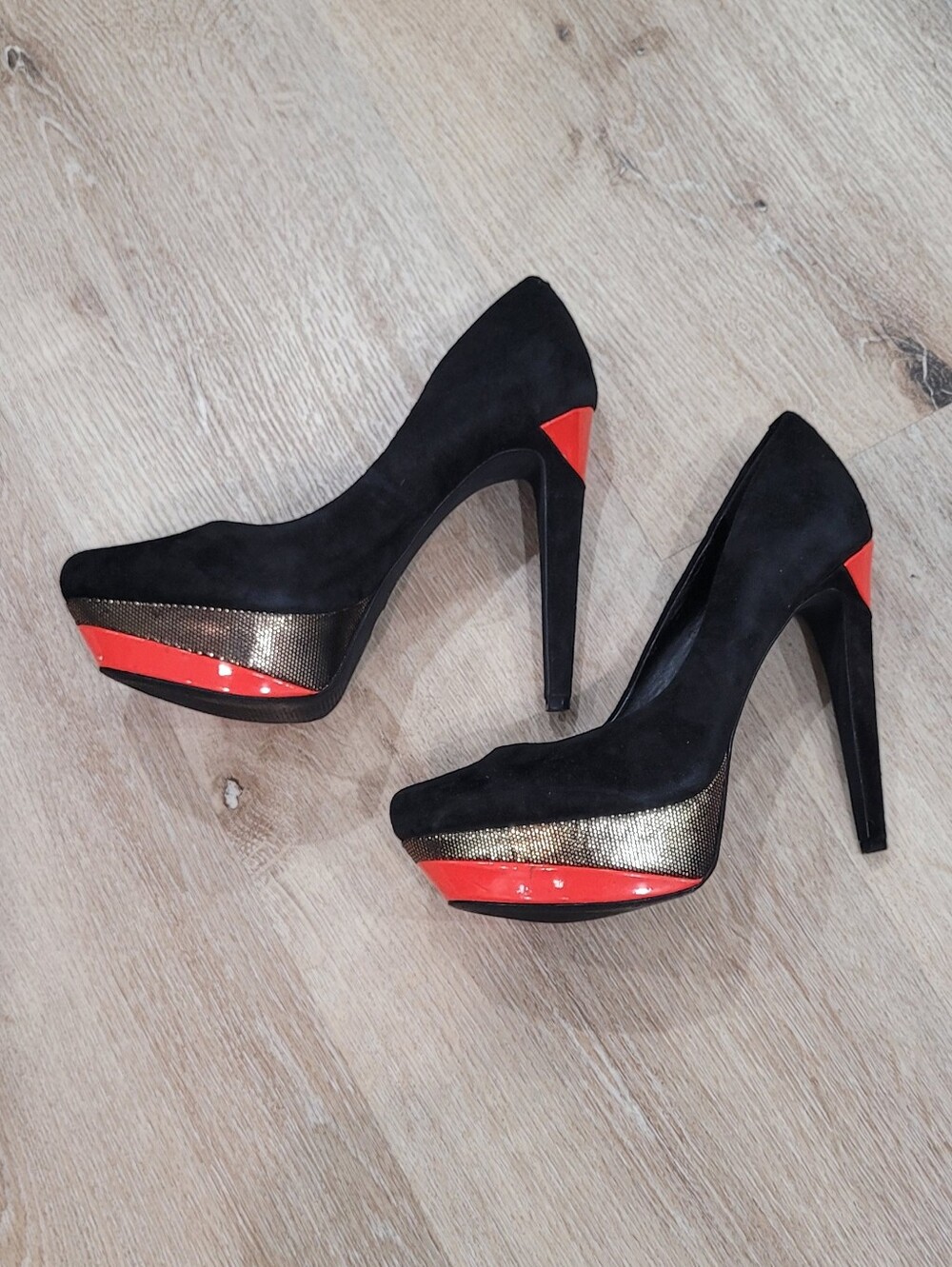 Jessica Simpson Black Suede Platform Pumps with Orange and Metallic Accents